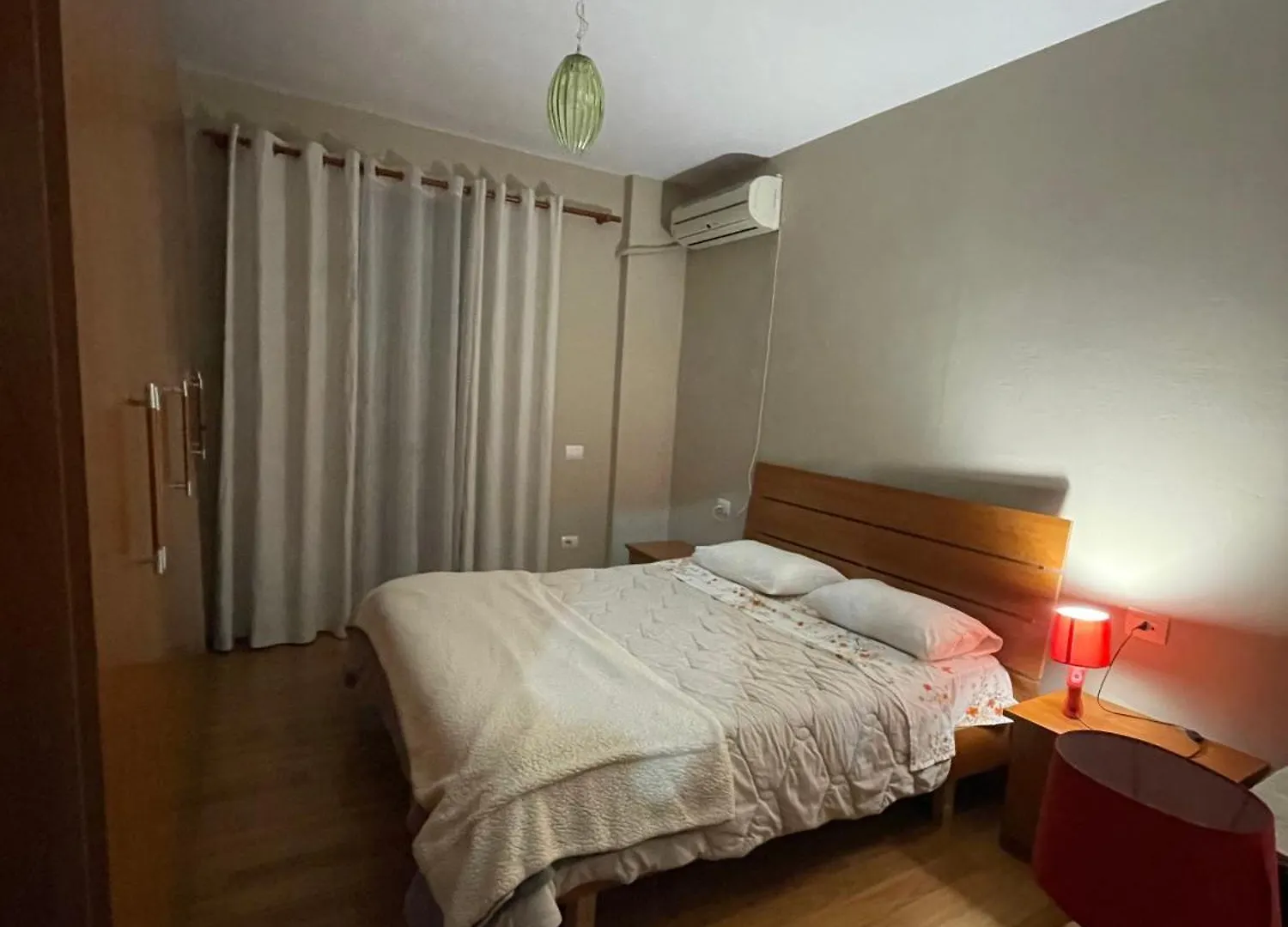 Turdiu Center Apart Tirana Lägenhet